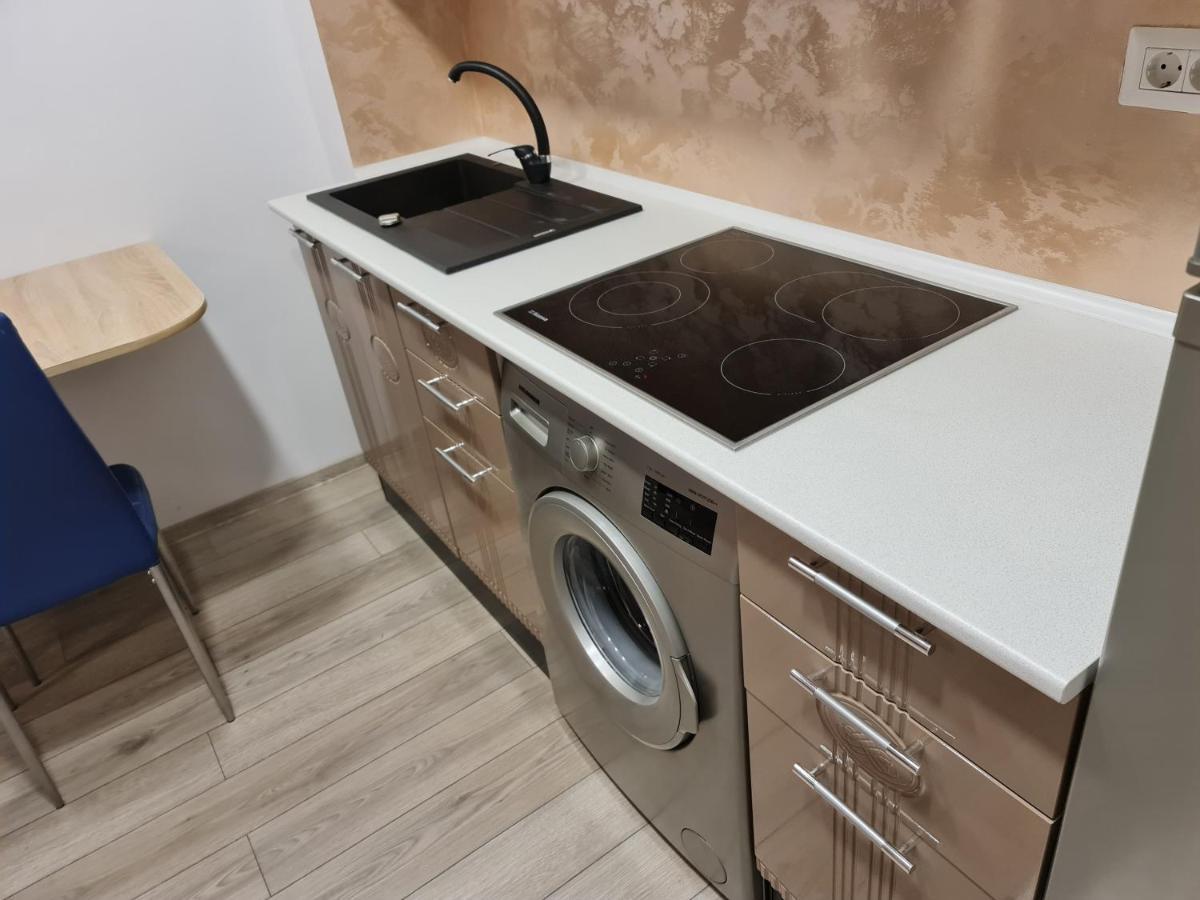 Eva Apartament Appartamento Galaţi Esterno foto