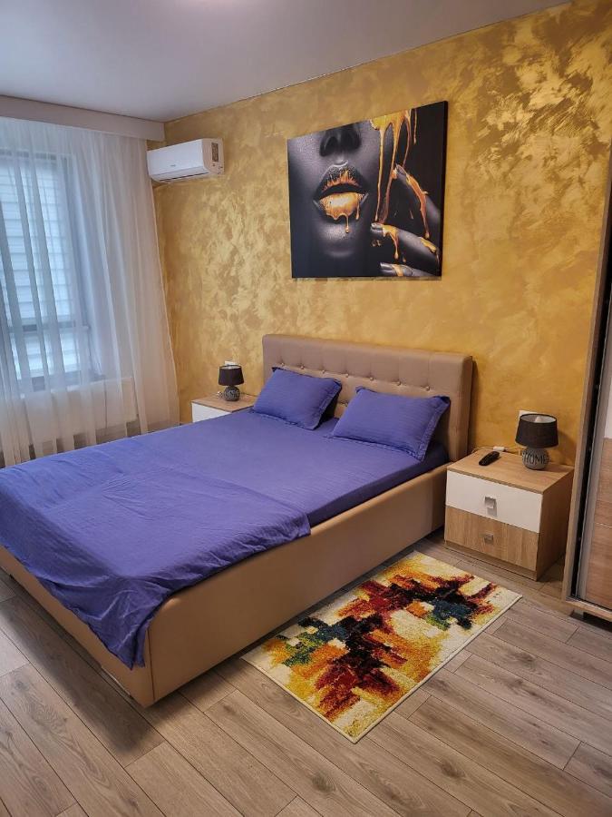 Eva Apartament Appartamento Galaţi Esterno foto