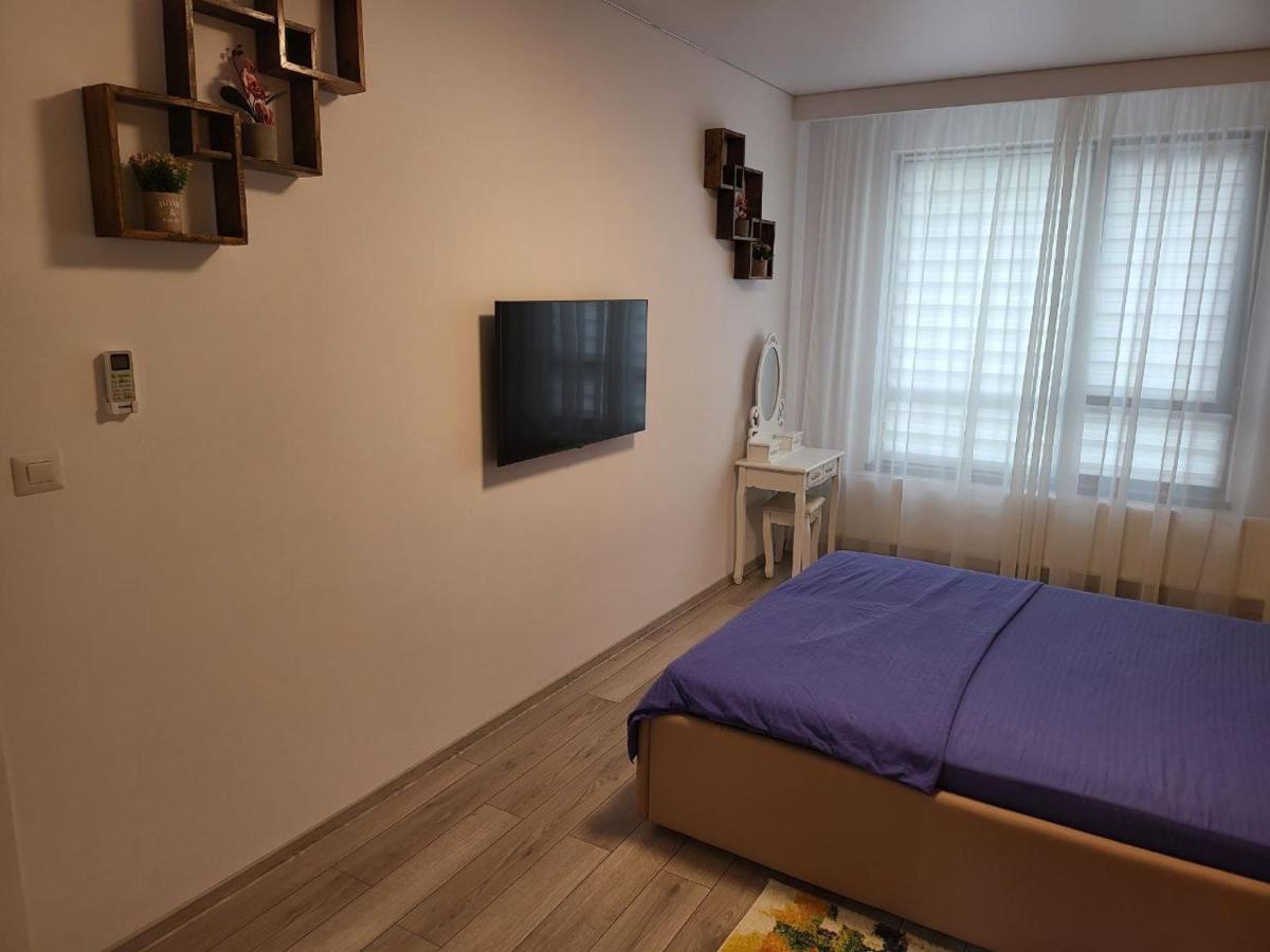 Eva Apartament Appartamento Galaţi Esterno foto